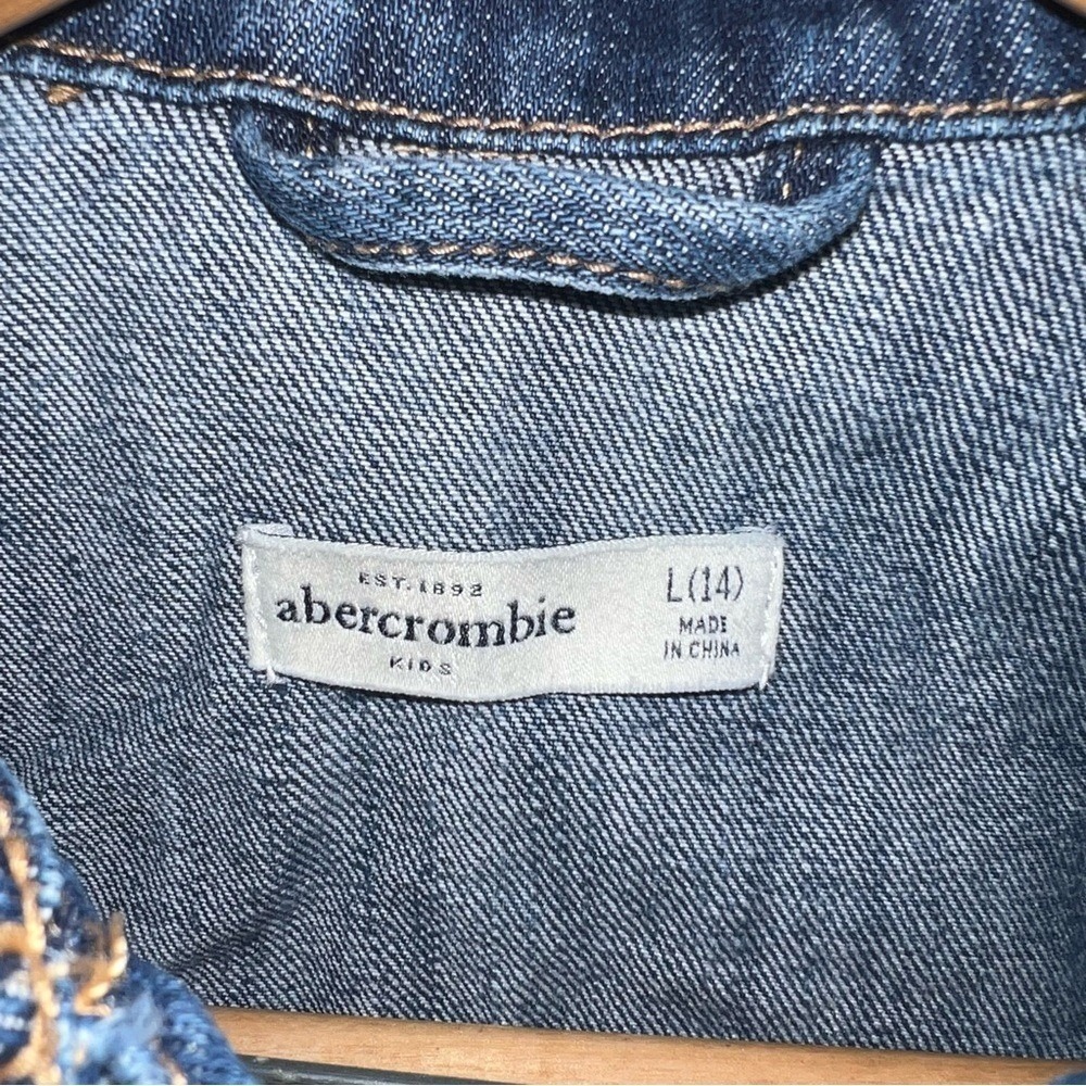 Abercrombie Kids Denim Jacket Distressed Patchwork Geometric Print Blue Size 14‎ - Picture 5 of 9